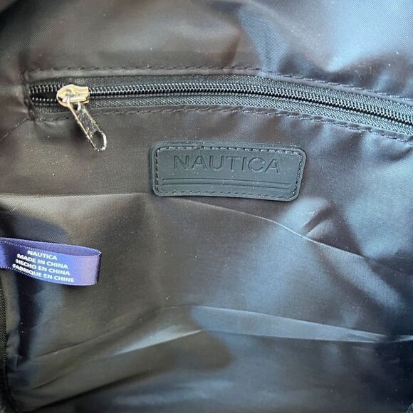 NWT Nautica Jacquard Logo Sport Striped Black & White Backpack Size Medium - Picture 14 of 17